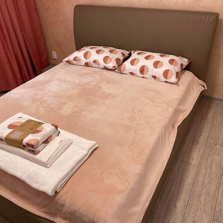 Eric Apartment Buzau Ngoại thất bức ảnh